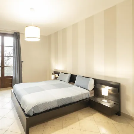 Palazzo Dei Duchi 1 *