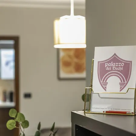 Palazzo Dei Duchi 1 Apartamento *