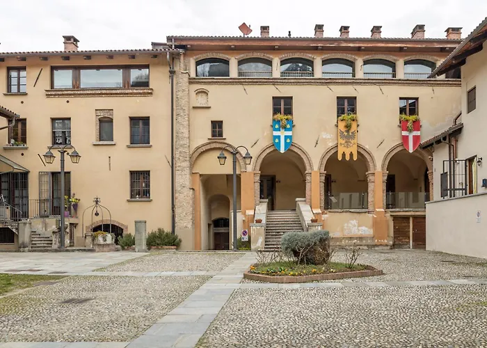 Palazzo Dei Duchi 1 * Avigliana